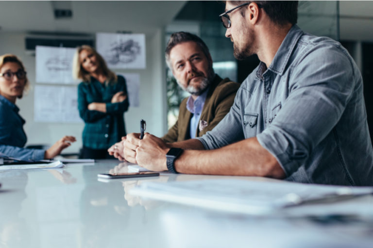 What does a company secretary do and how much do they earn? Corporate